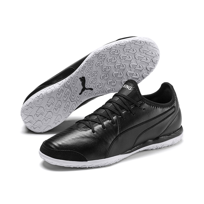 Puma King Pro IT Hallenschuh Schwarz Weiß