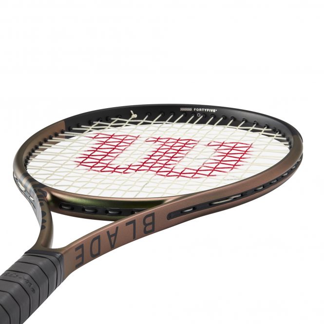 Wilson Blade 98 v 8.0 Turnierschläger 2023